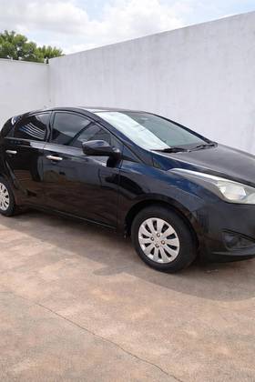 HYUNDAI HB20 1.0 COMFORT PLUS 12V FLEX 4P MANUAL